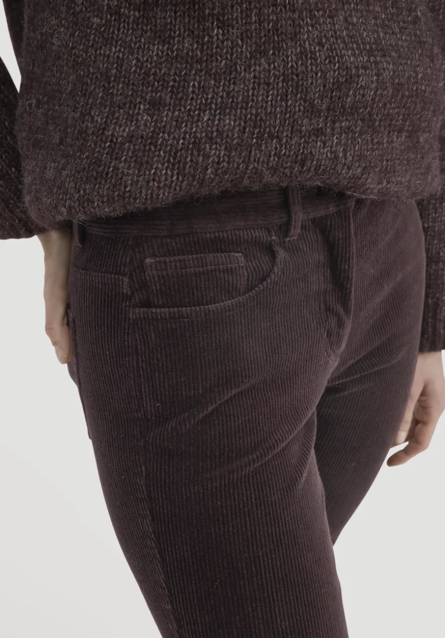 Cordhose Slim Leg Regular aus Bio-Baumwolle von hessnatur