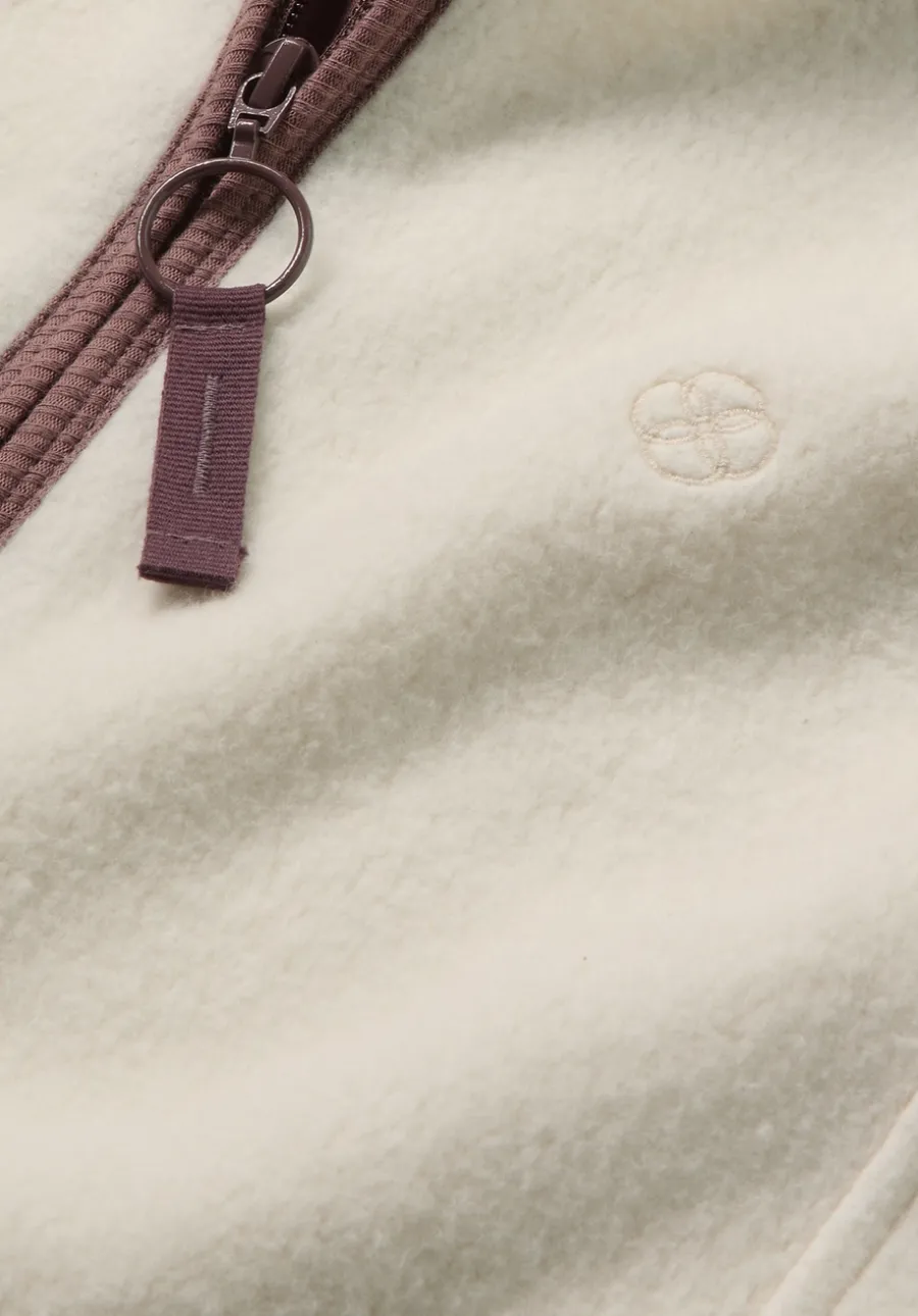 Fleece Jacke Relaxed ACTIVE LIGHT aus Bio-Baumwolle von hessnatur
