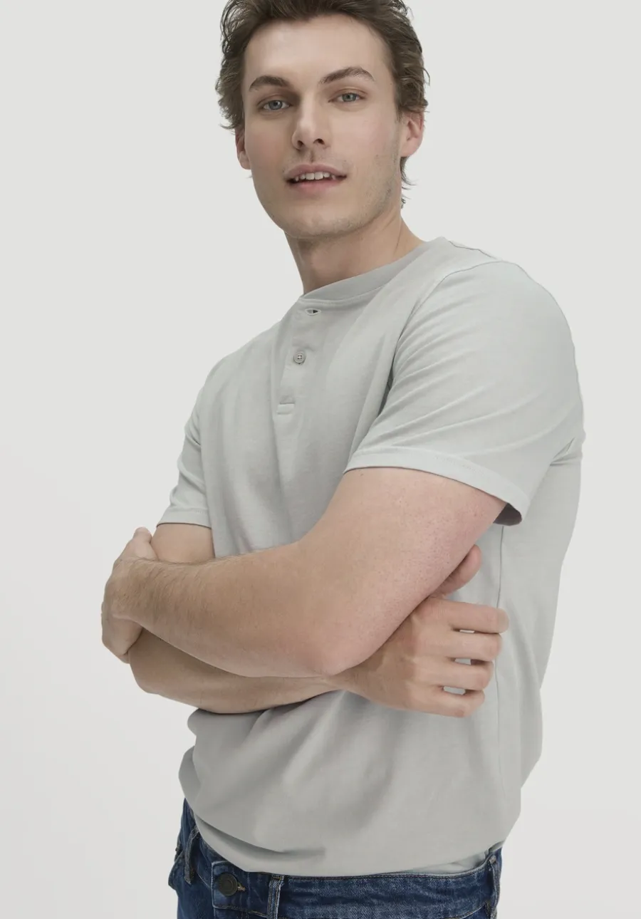 Heavy Jersey Henley Shirt Relaxed aus reiner Bio-Baumwolle von hessnatur