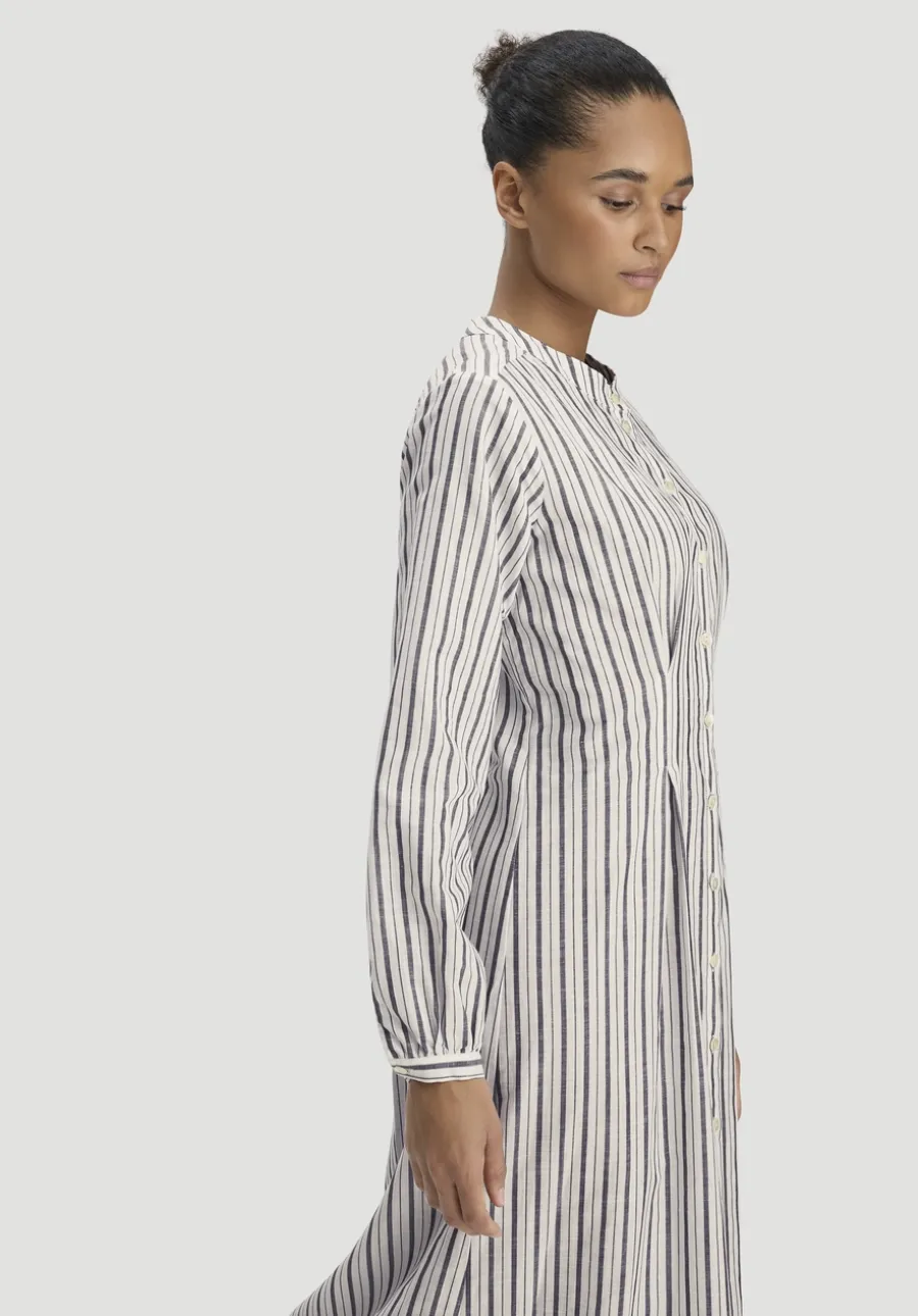 Hemdblusenkleid mit Taillierung Maxi aus Bio-Baumwolle mit Leinen von hessnatur