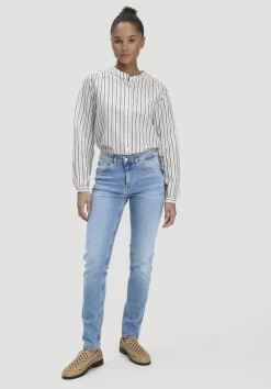 Jeans LEA Mid Rise Slim aus Bio-Denim von hessnatur