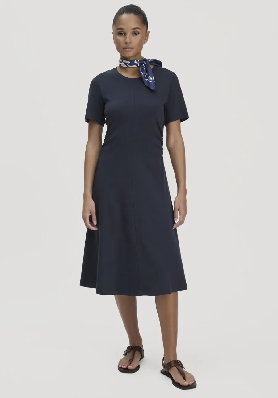 Jersey Kleid Kniebedeckend Slim aus reiner Bio-Baumwolle von hessnatur