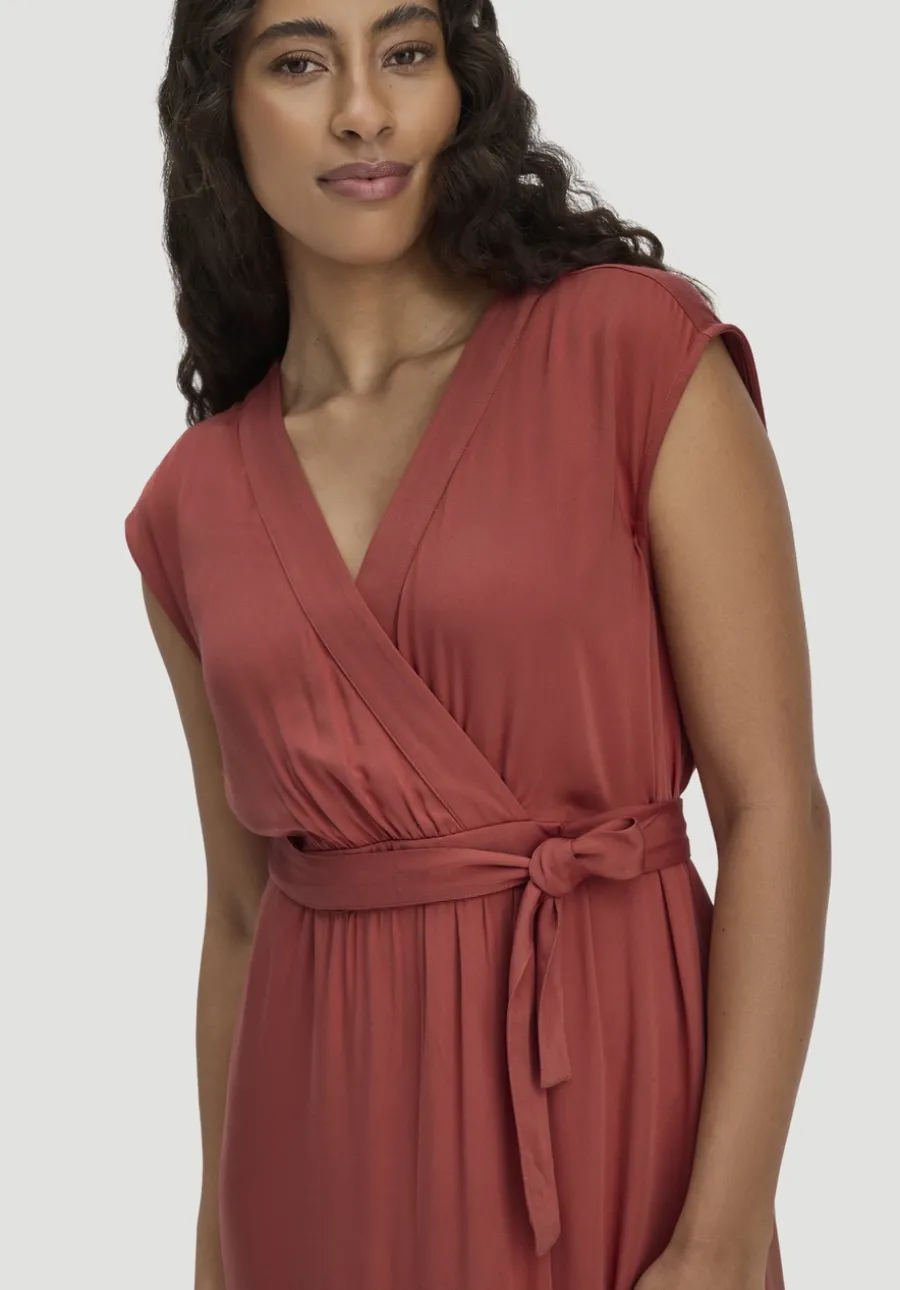 Kleid mit Wickeloptik Midi aus LENZING™ ECOVERO™ von hessnatur
