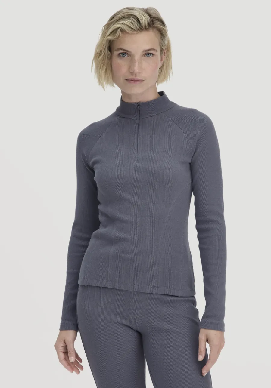 Longsleeve Fitted BETTER RECYCLING aus Bio-Baumwolle von hessnatur