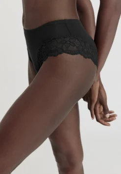 Panty PURE SENSE LACE aus TENCEL™ Modal von hessnatur