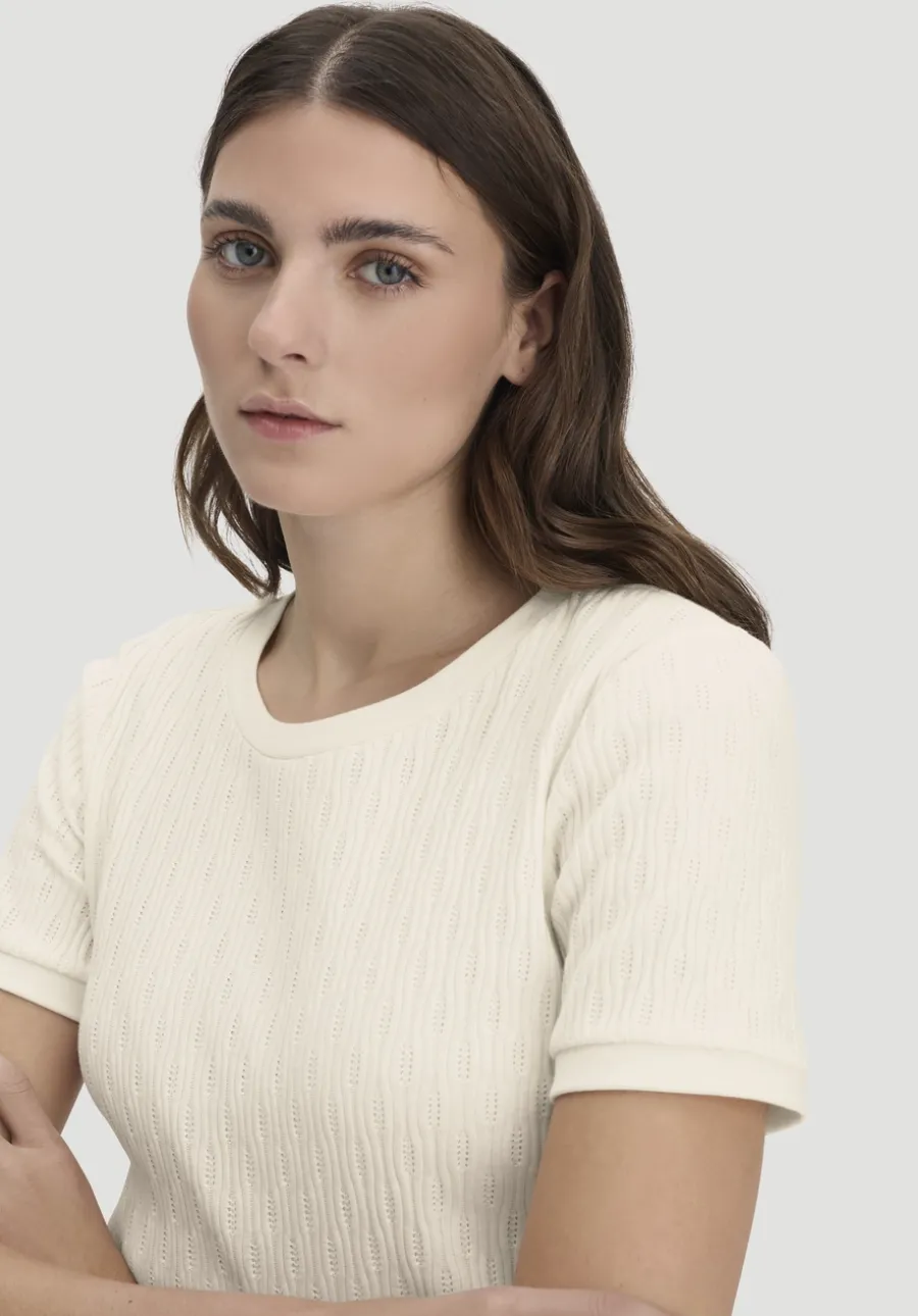 Pointelle T-Shirt Regular aus reiner Bio-Baumwolle von hessnatur