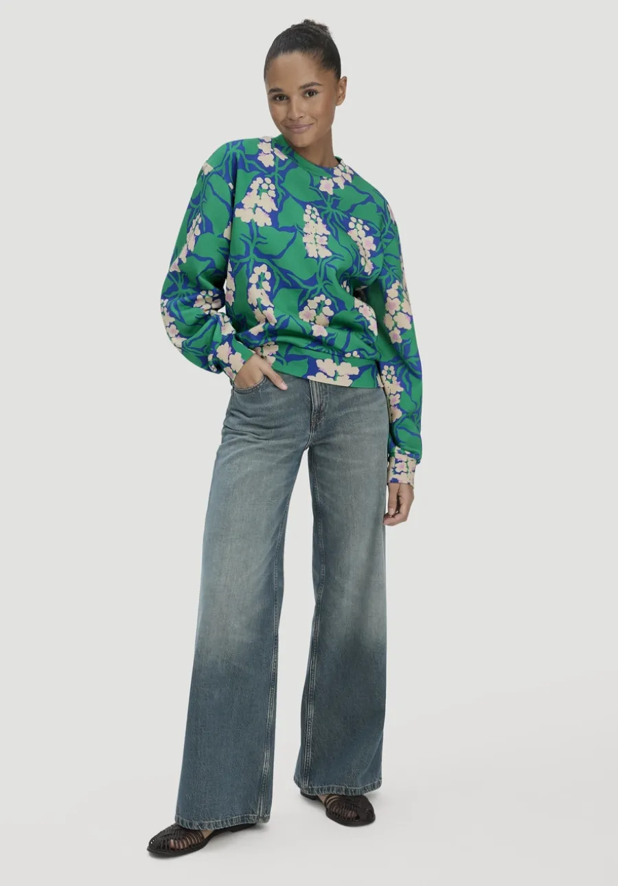 Print Sweatshirt Oversize LIV LEE aus reiner Bio-Baumwolle von hessnatur