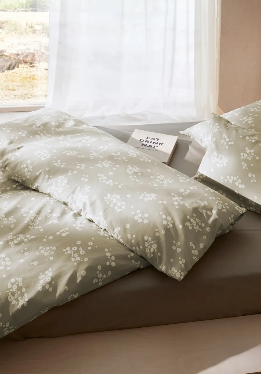 Renforcé Bettwäsche Set HANAMI aus reiner Bio-Baumwolle von hessnatur