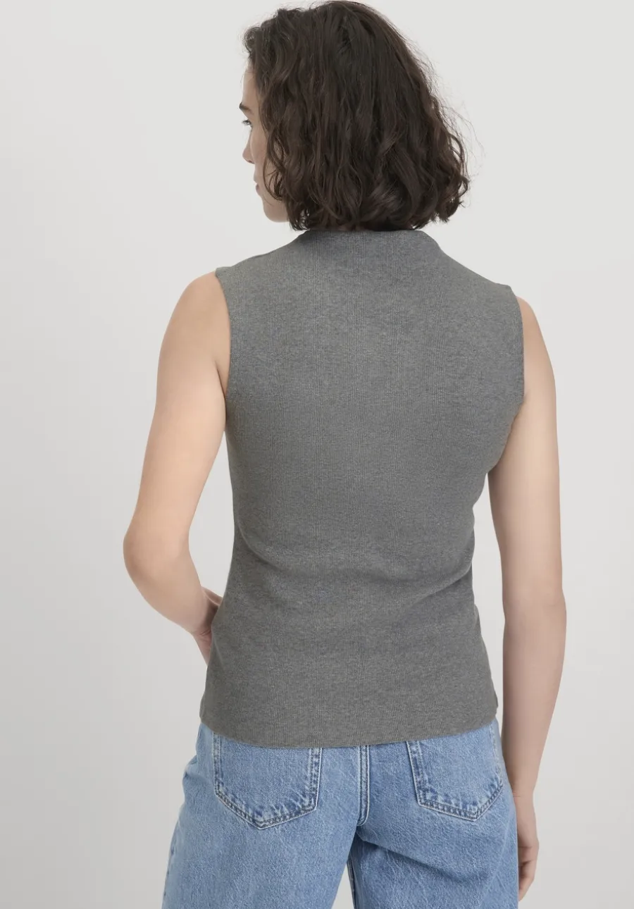 Rib Top Slim aus Bio-Baumwolle von hessnatur