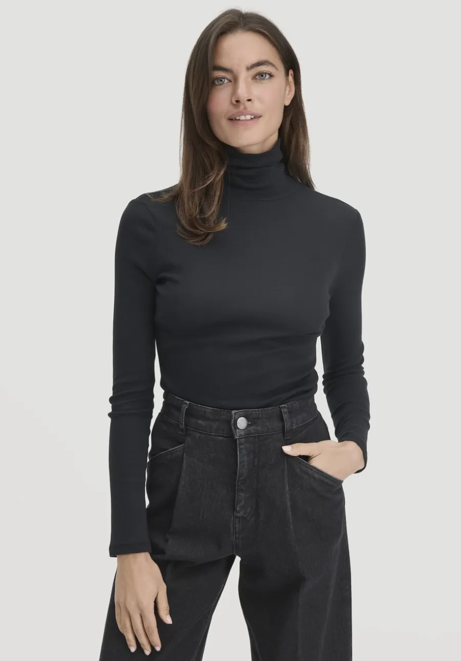 Softrib Longsleeve Fitted aus Bio-Baumwolle und TENCEL™ Modal von hessnatur