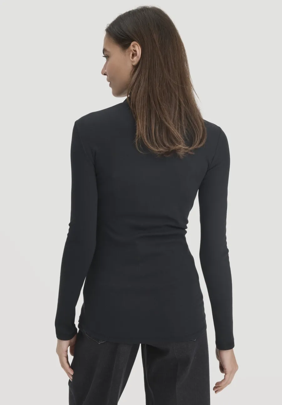 Softrib Longsleeve Fitted aus Bio-Baumwolle und TENCEL™ Modal von hessnatur
