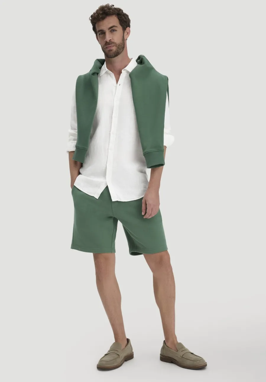 Sweat Shorts TRIAS Relaxed BETTER RECYCLING aus reiner Bio-Baumwolle von hessnatur
