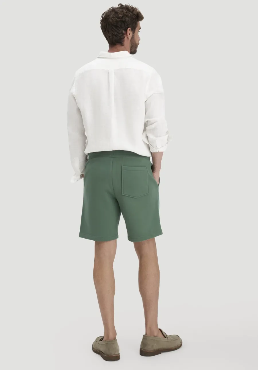 Sweat Shorts TRIAS Relaxed BETTER RECYCLING aus reiner Bio-Baumwolle von hessnatur