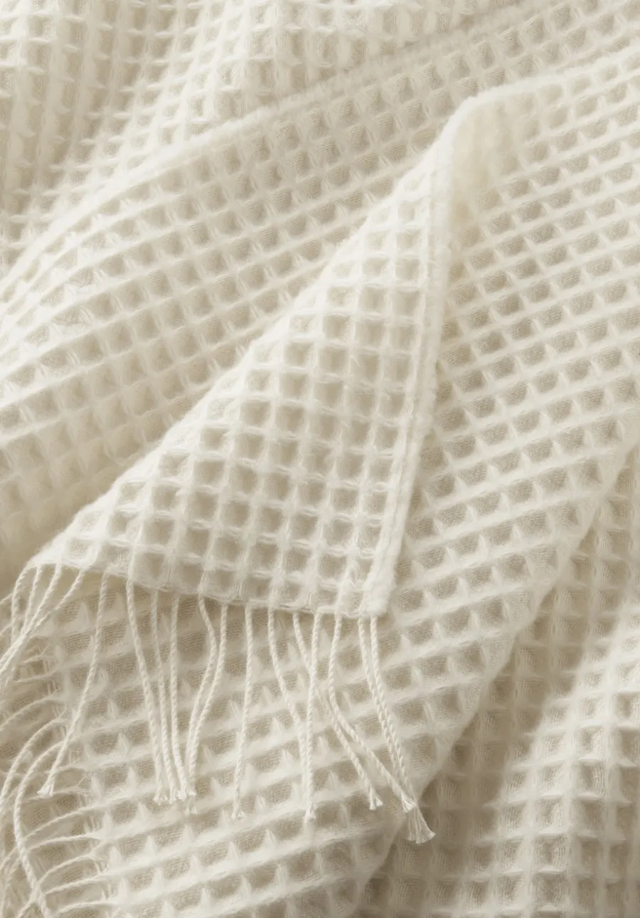 Wollmix Waffle Plaid YARA aus Bio-Lambswool mit Bio-Baumwolle von hessnatur
